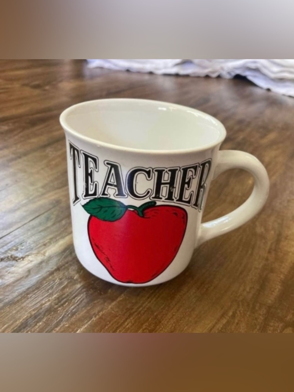 Teacher Apple Ceramic Coffee Mug - White with Red Apple